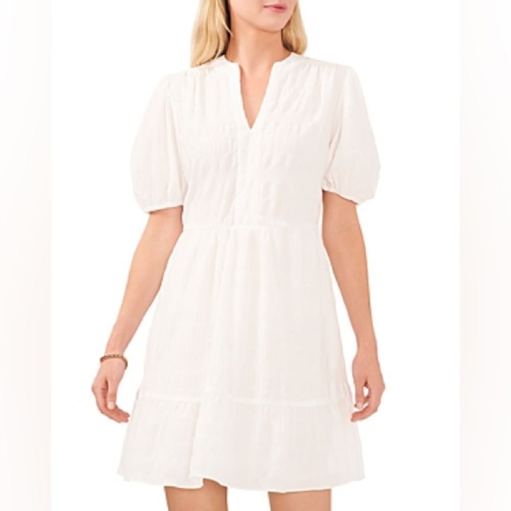 VINCE CAMUTO
Puff Sleeve Babydoll Dress